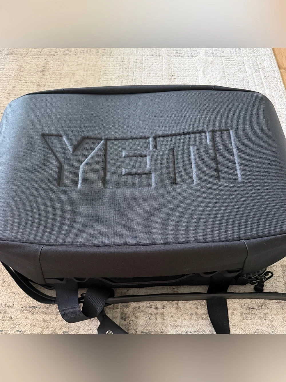 YETI Crossroads 40L Bag Duffel Bag black